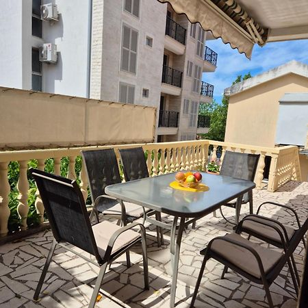 Mali Milocer Bay Accommodation スヴェティ・ステファン エクステリア 写真