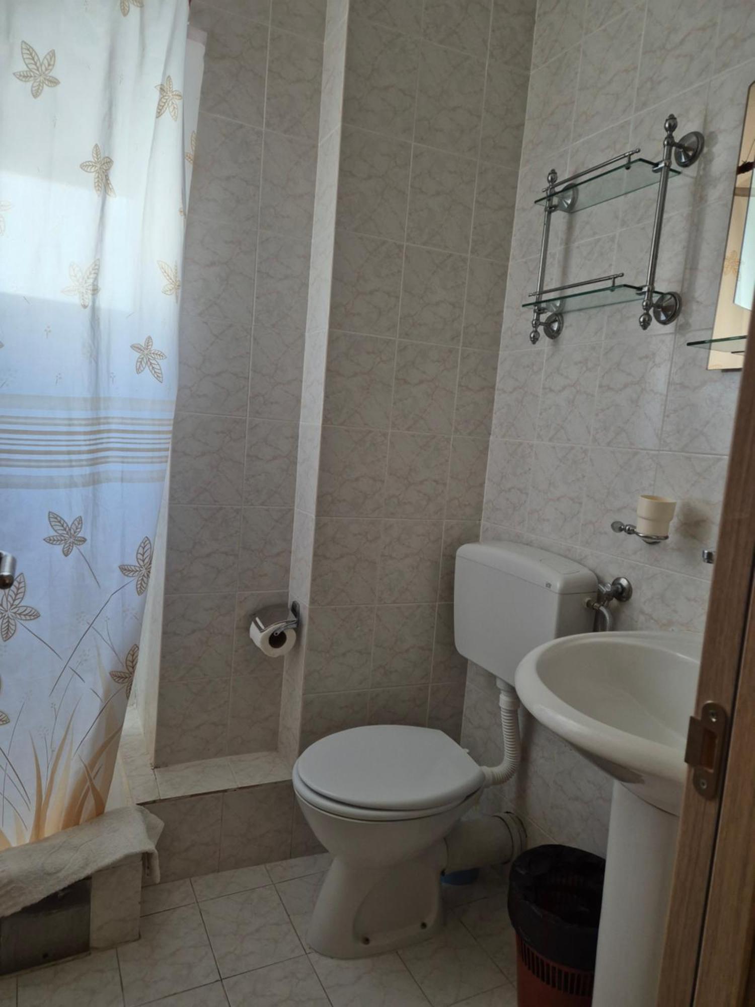 Mali Milocer Bay Accommodation スヴェティ・ステファン 部屋 写真