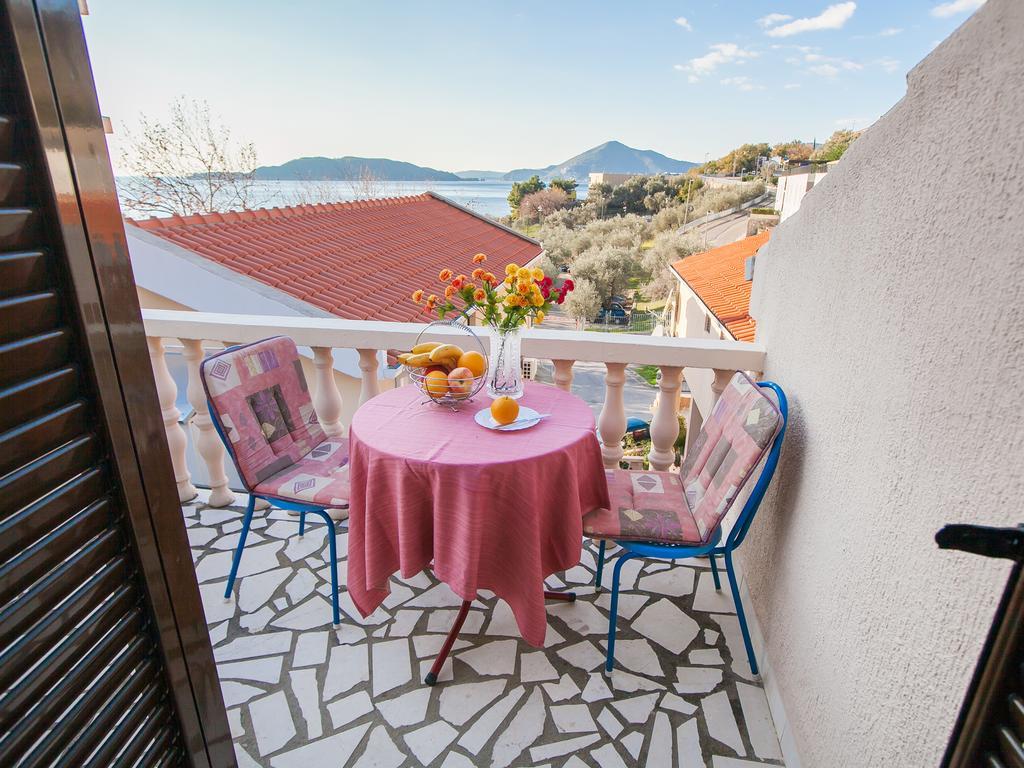 Mali Milocer Bay Accommodation スヴェティ・ステファン 部屋 写真