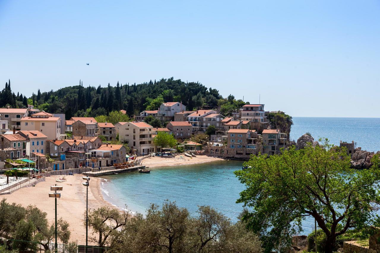 Mali Milocer Bay Accommodation スヴェティ・ステファン エクステリア 写真