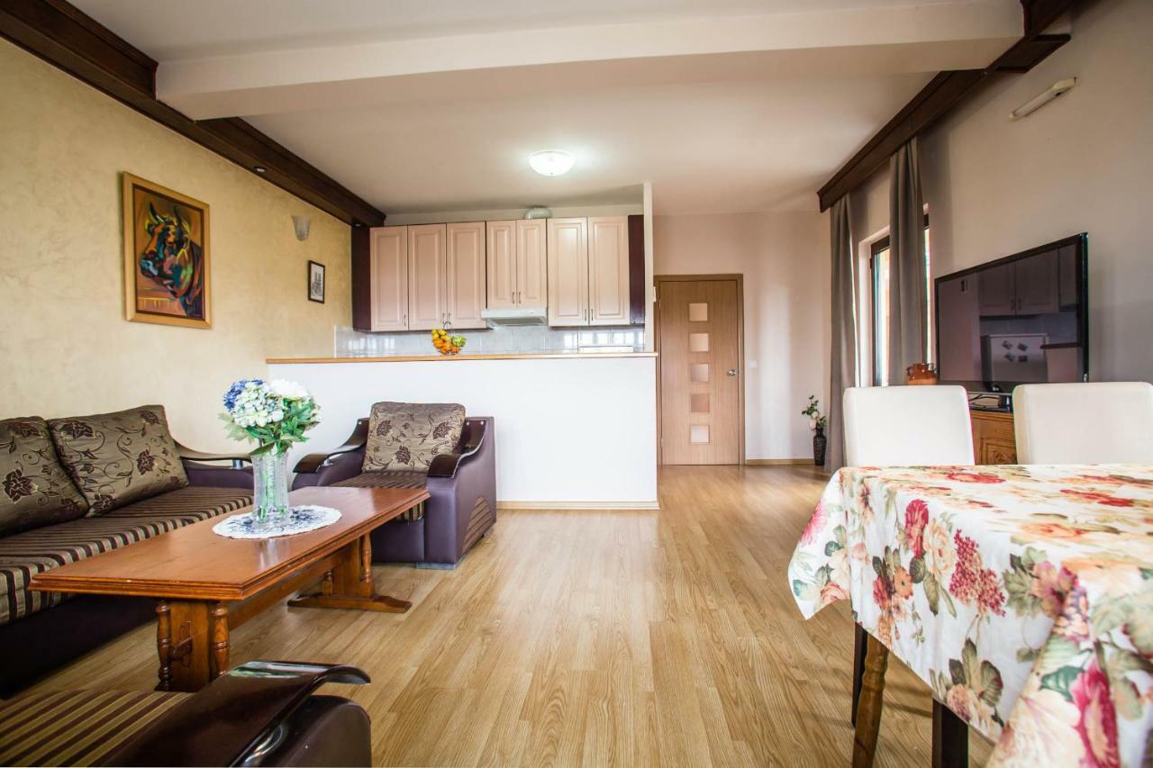 Mali Milocer Bay Accommodation スヴェティ・ステファン エクステリア 写真
